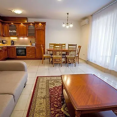 Luxury Aparthotel