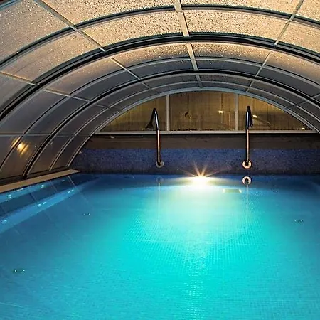 Luxury 4*