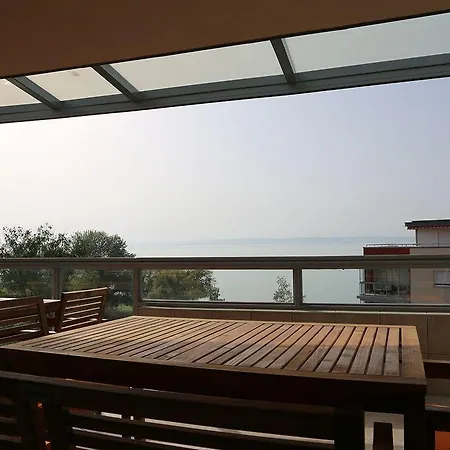 希欧福克豪华公寓式酒店 4*