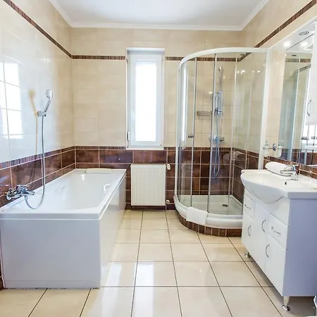 Luxury Шиофок