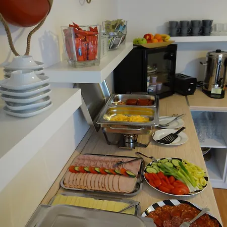 Ξενοδοχείο με διαμερίσματα Luxury 4*