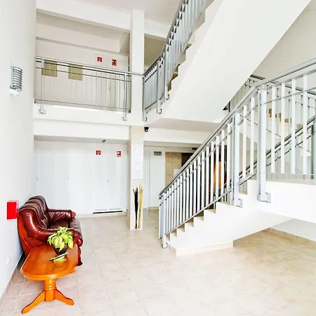 Luxury Ξενοδοχείο με διαμερίσματα 4*