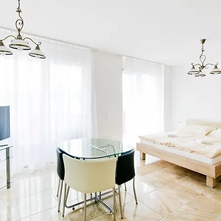 Luxury Hotel apartamentowy 4*