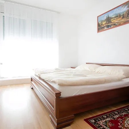 Luxury Шиофок